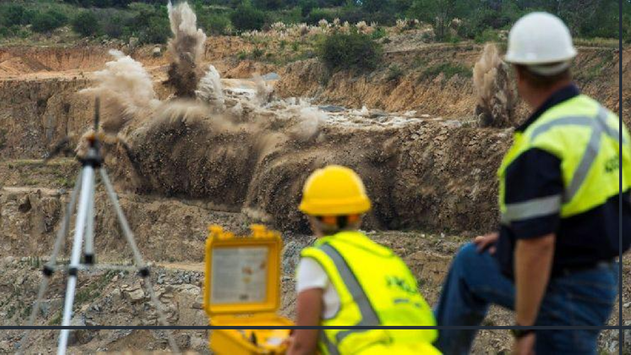 Suministro de explosivos para operación en cantera